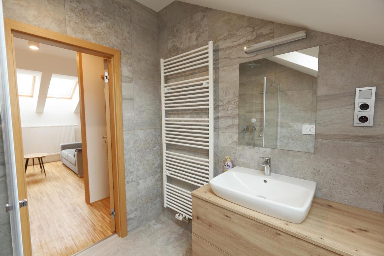 Apartmany U Kvetne Zahrady Kromeriz Exterior photo